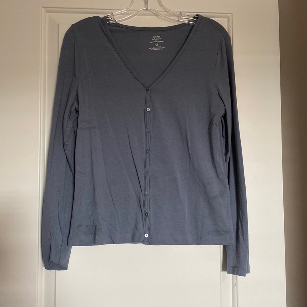 Banana Republic Button down shirt SIZE S